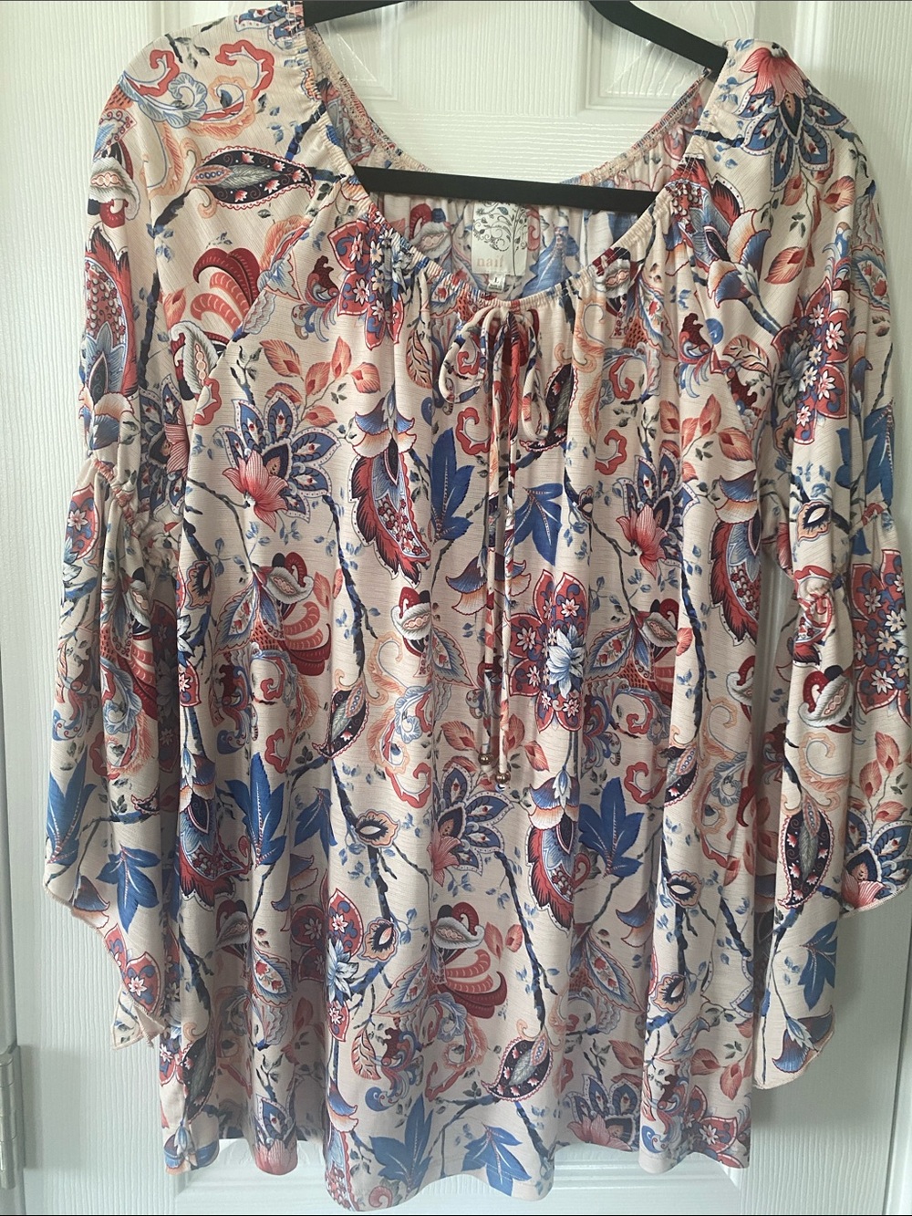 NAIF Tunic Light Pink Blue Red Coral Floral & Paisley Tie-Neck Split Sleeve Sz L